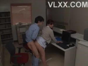 ông chồng vỡ nợ, vợ yêu đến nhà thầy giáo cũ làm giúp việc thì gặp dê cụ